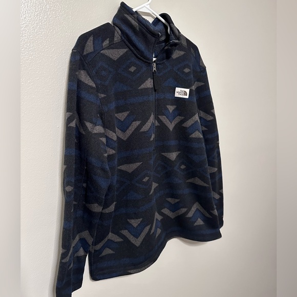 North Face - Men’s 1/4 Zip - Navy and Black - Large - Picture 3 of 4
